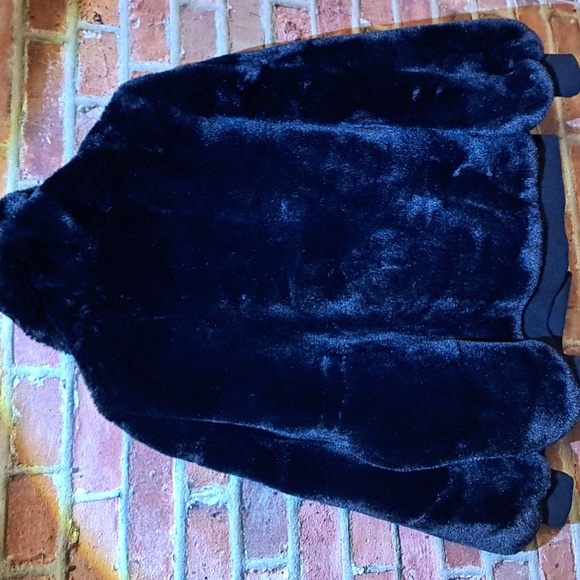 AKIRA BLACK BEAUTY STUNNER - Picture 7 of 10